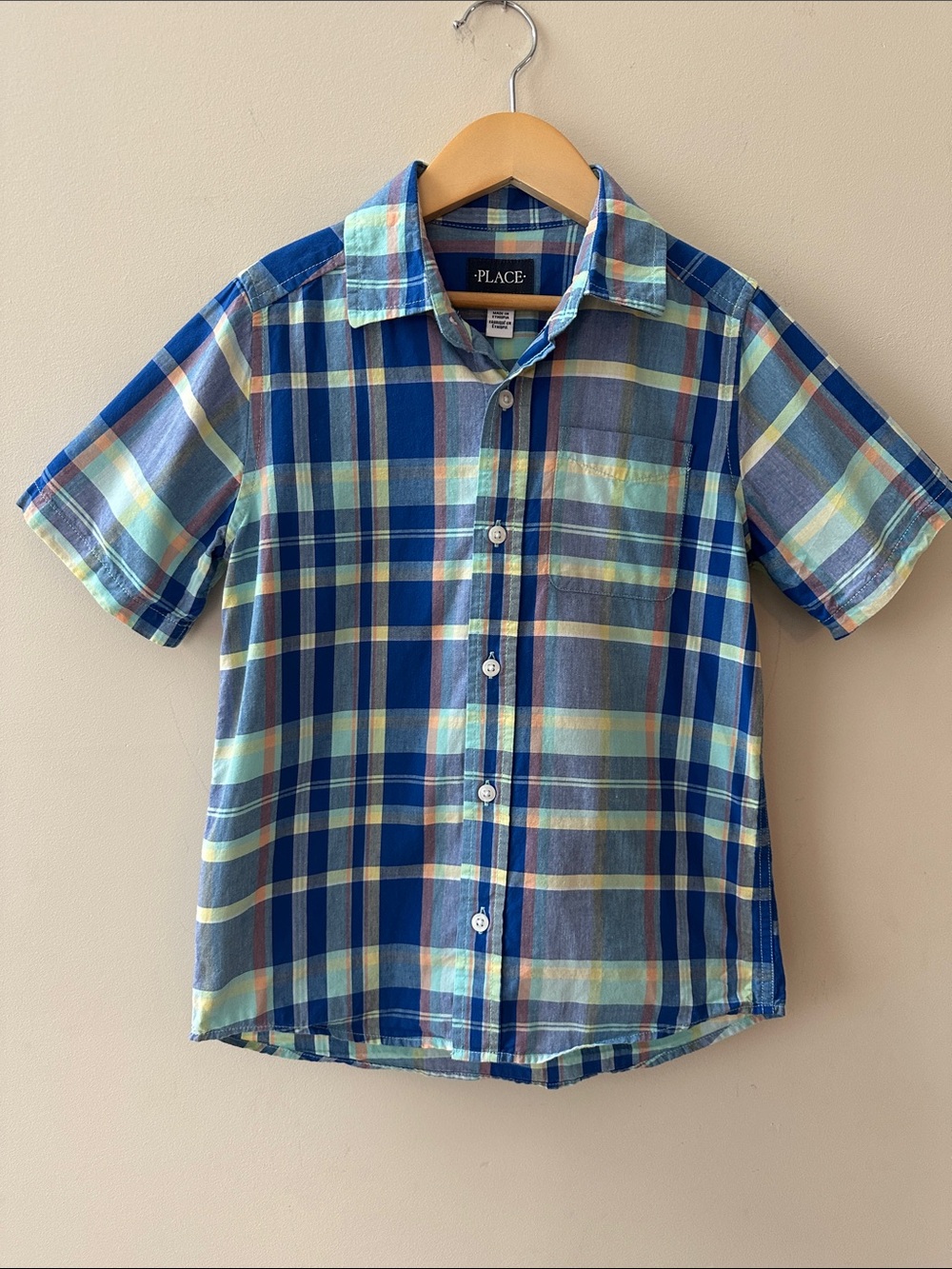 8/$25 The Children's Place Boys Size 7/8 Blue Short-Sleeve Button-Down Shirt